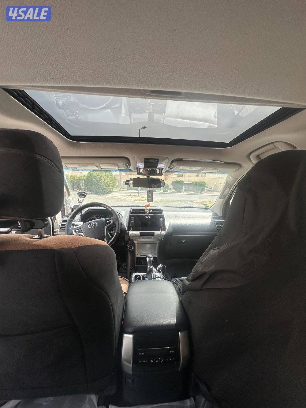 تويوتا برادو VX موديل 2020 وارد الساير  تُعتبر الفئة الأعلى3