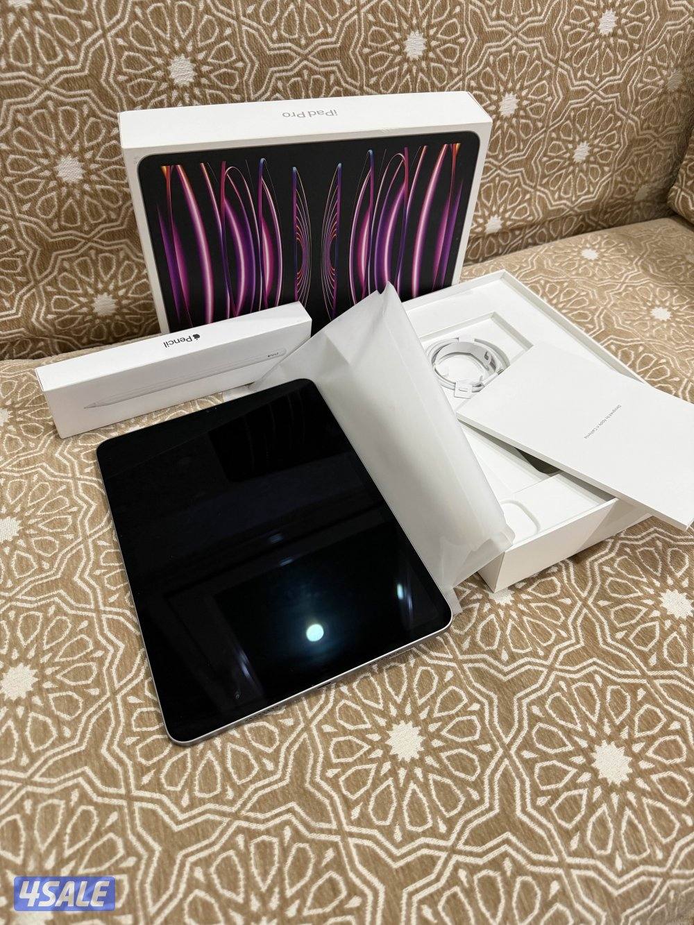 ايباد برو M21