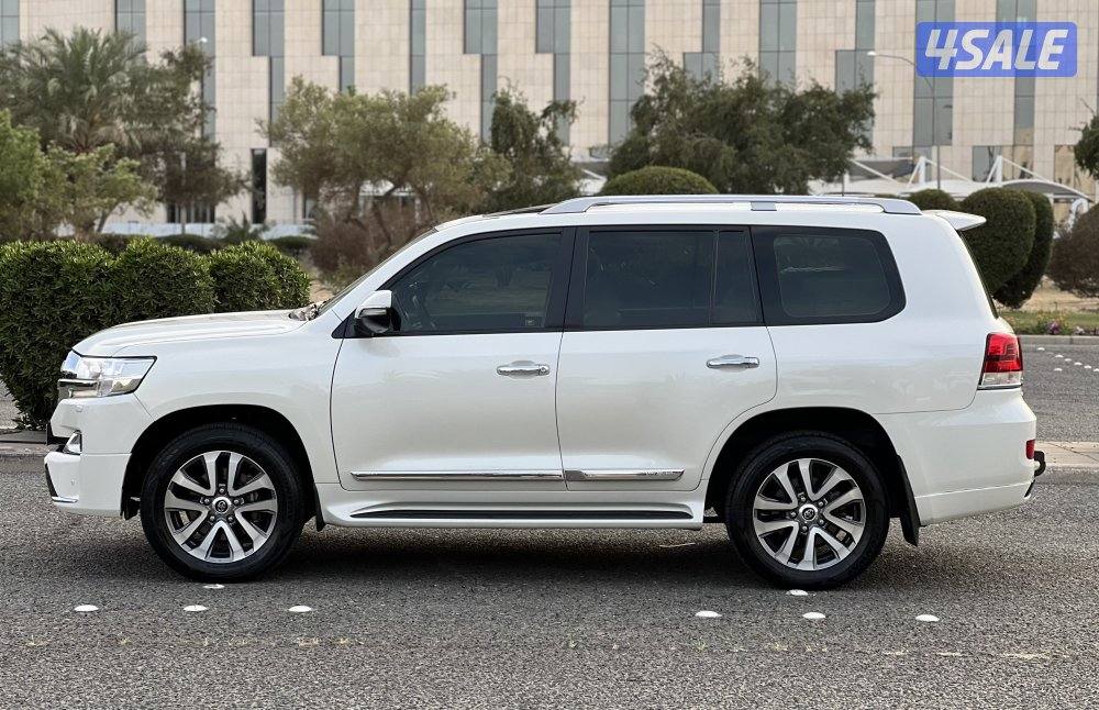 لاند كروز 2018 GX.R عداد 275 وارد الساير كامل المواصفات1