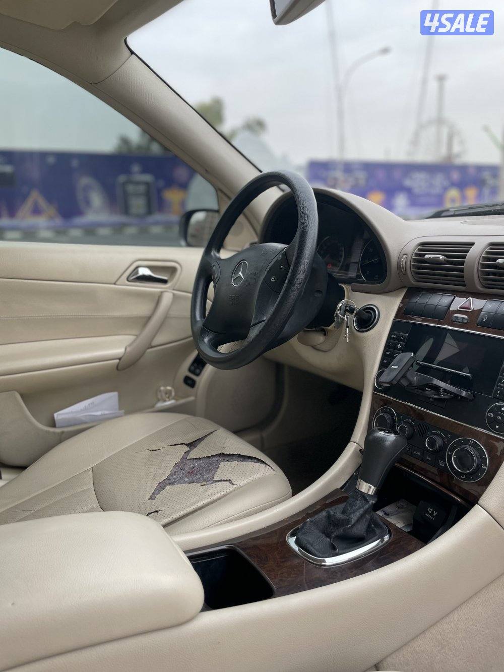 للبيع مرسيدس C18011