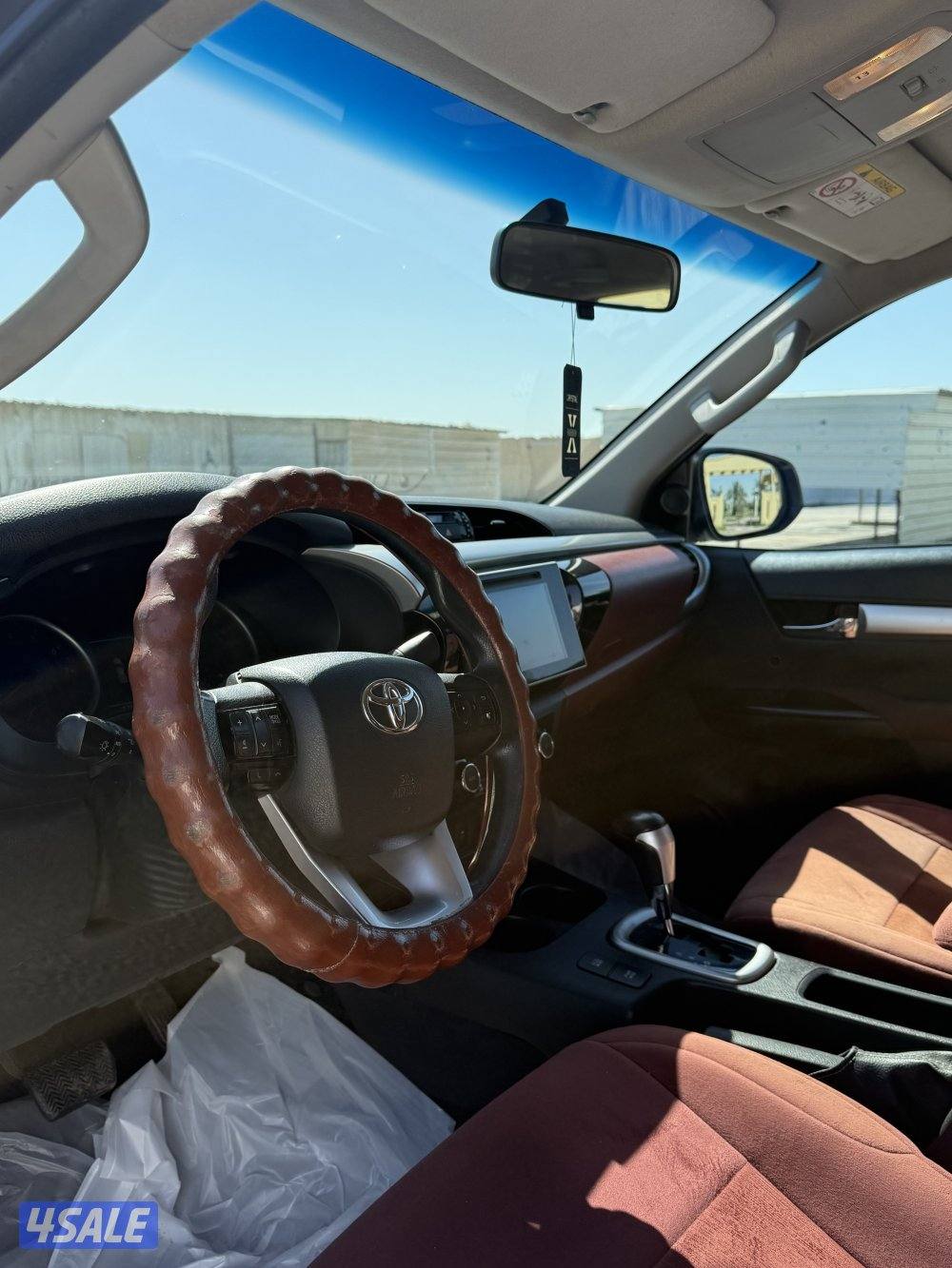 للبيع هايلكس موديل 2019 ( دبل قير ) شرط الفحص صبغ وكالة4