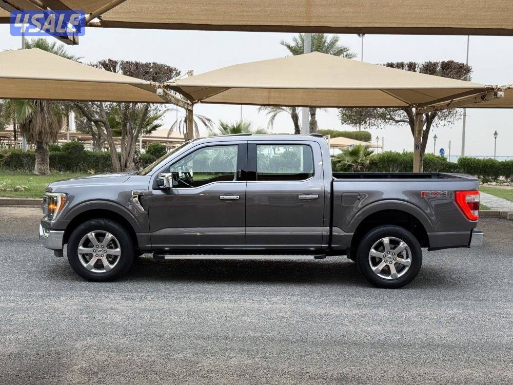 للبيع : وانيت فورد موديل 2023 صبغ الوكاله عداد 1531