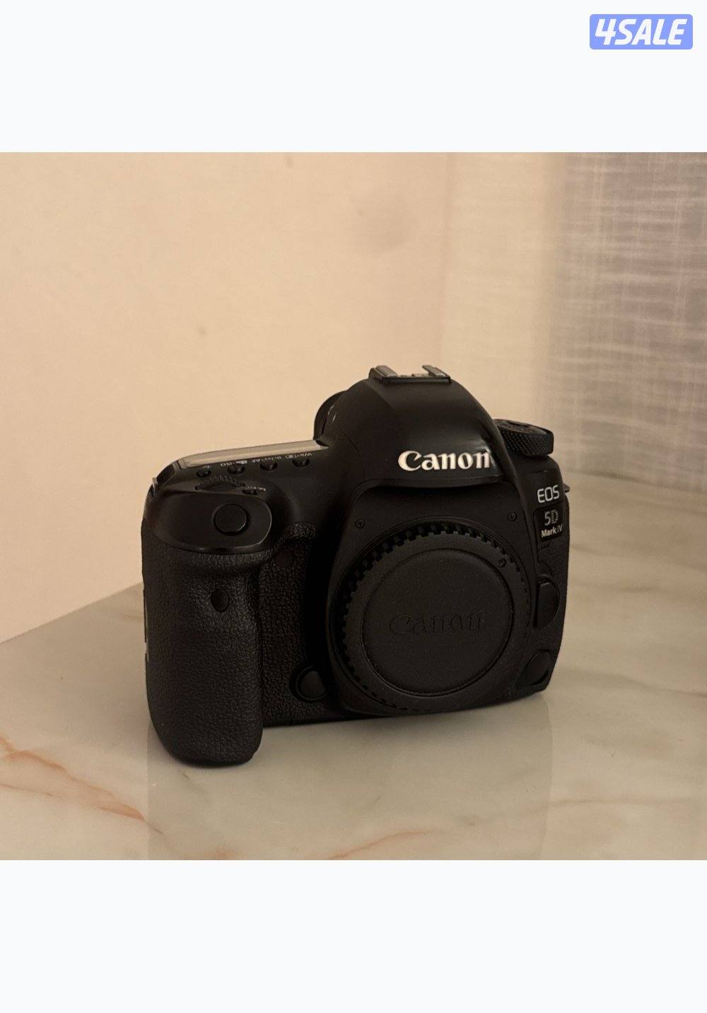 كاميرا كانون 5D الحاله جيد جداً0