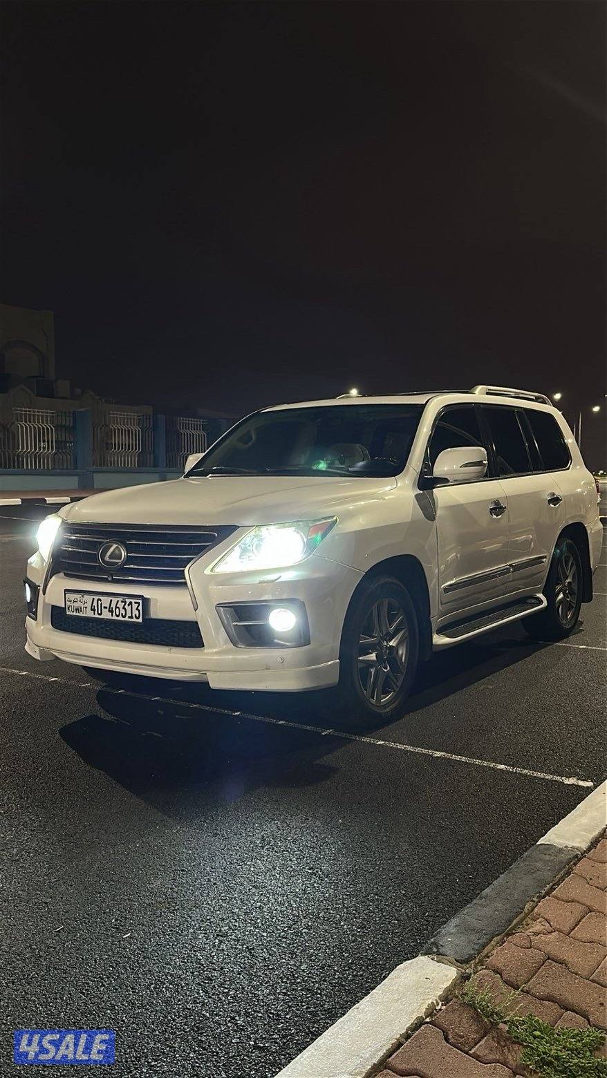 للبيع لكزس1