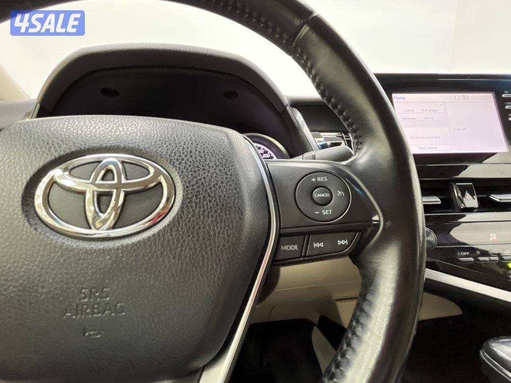 TOYOTA CAMRY GLE 4 CYL MID OPTION7