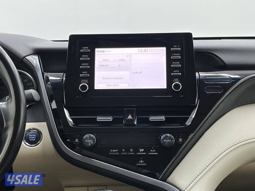 TOYOTA CAMRY GLE 4 CYL MID OPTION13