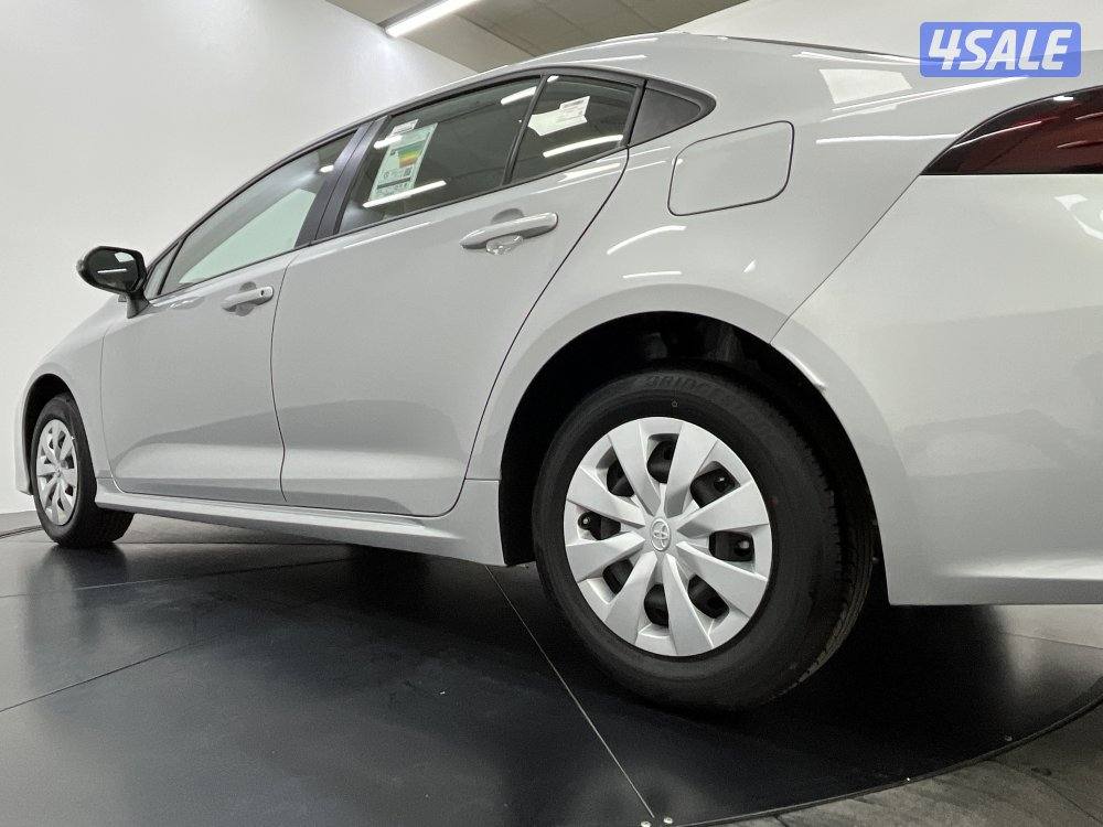 TOYOTA COROLLA 1.6L XLI STD OPTION9