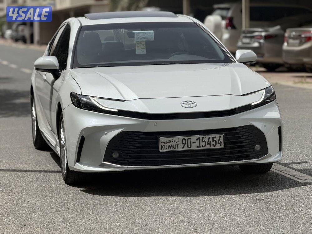 للبيع كامري ٢٠٢٥ راس شاصي0