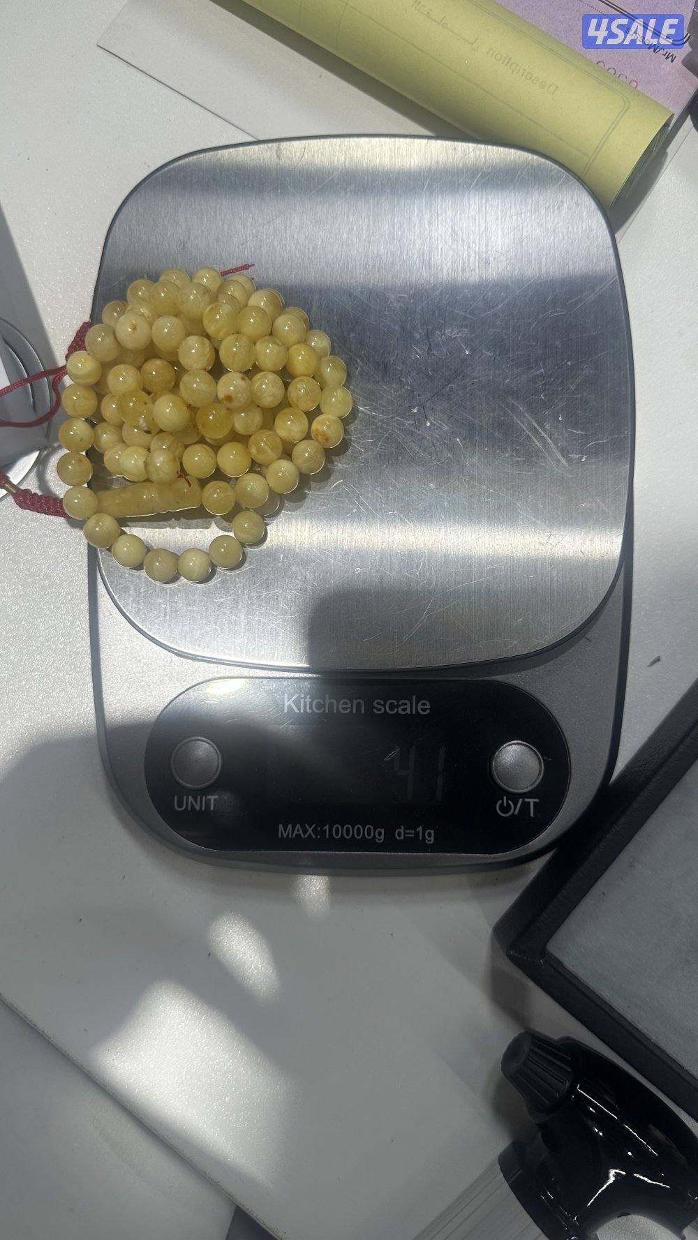 مسابيح كهرب اثنين تعجين على تشخيط خفيف اللهم بارك شي جميل1