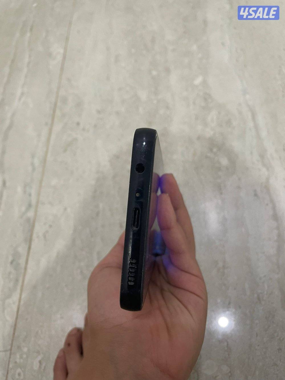 للبيع تلفون A05 نضيف مافيه شي ولل شي فيه وكاله ل تواصل واتس2