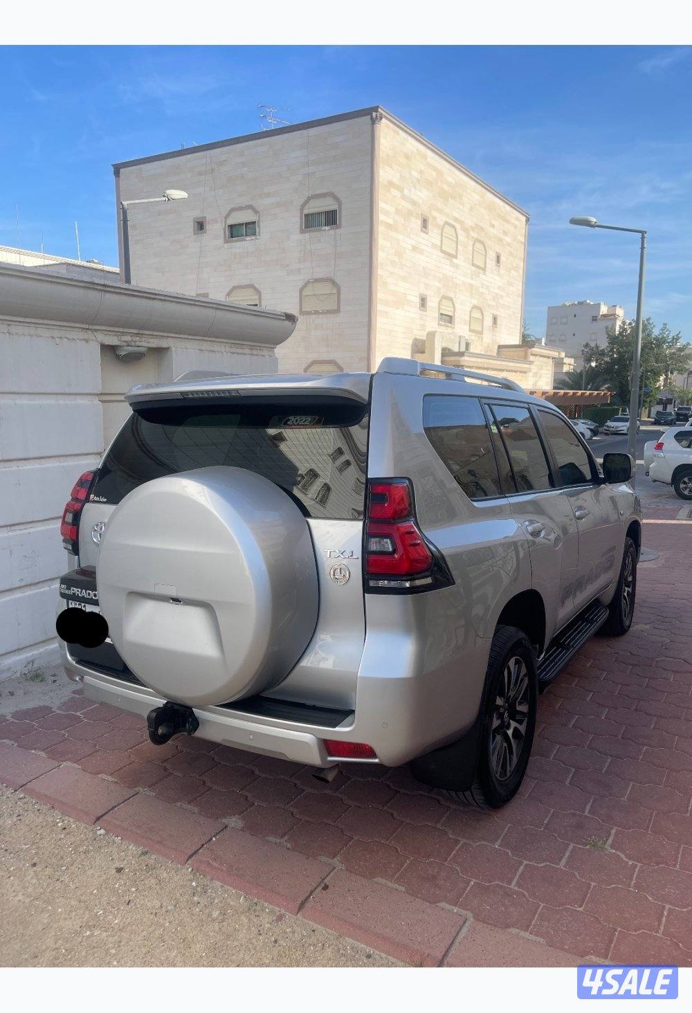 للبيع برادو 2022 صبغ الوكالة4