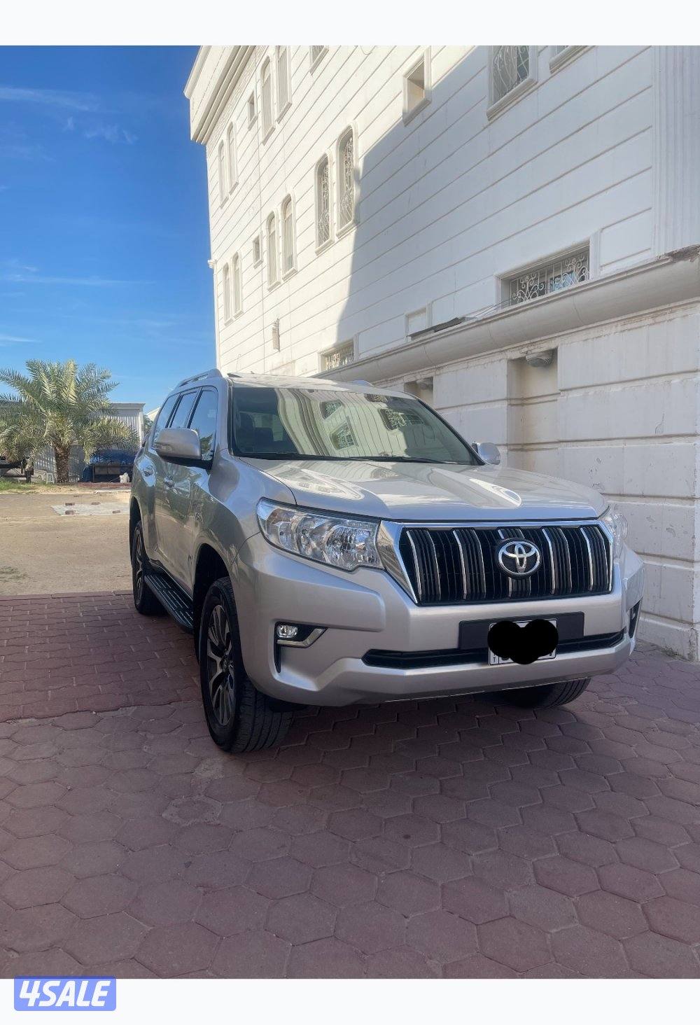 للبيع برادو 2022 صبغ الوكالة5