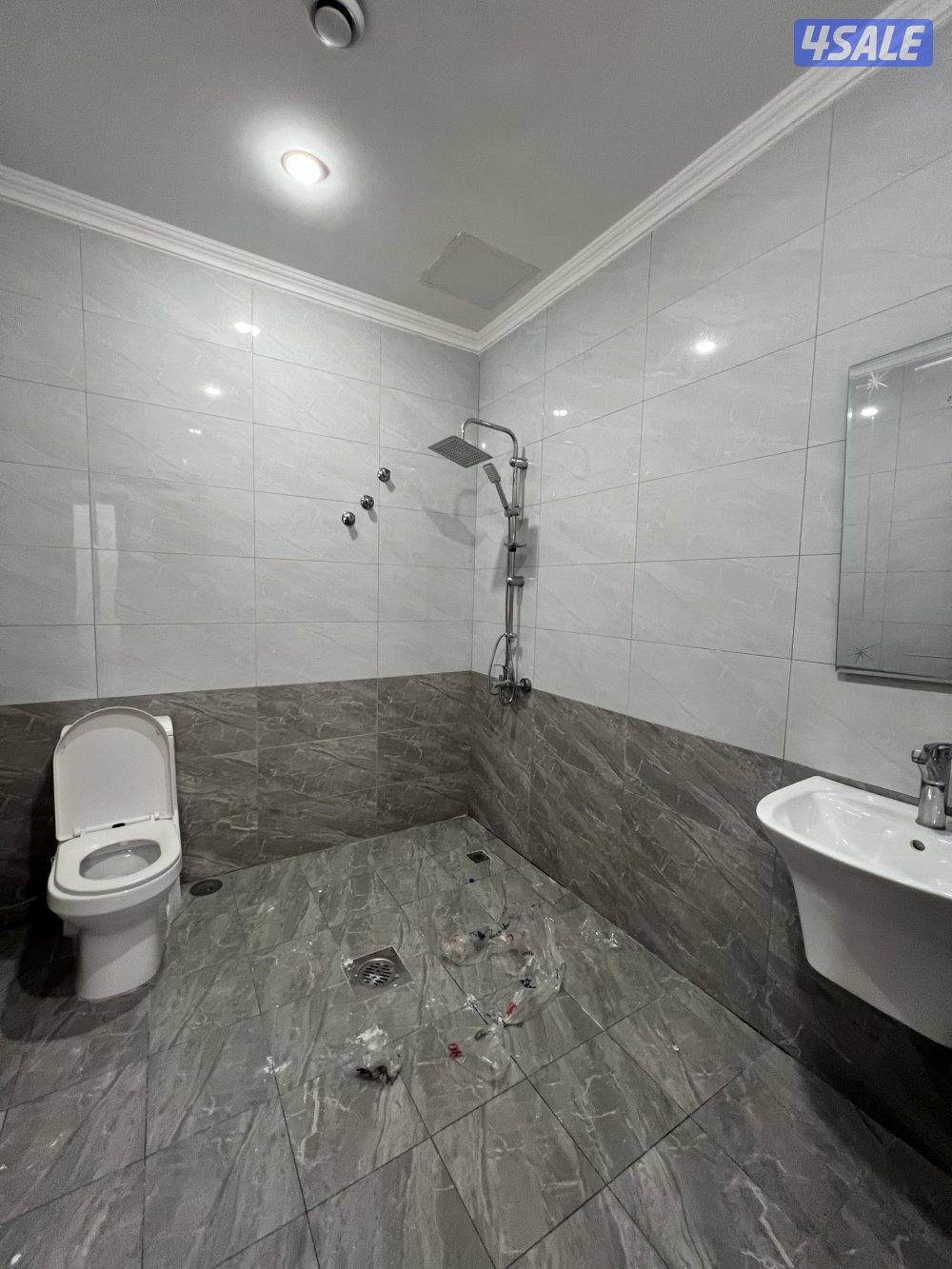 للايجار شقه ممتازه بالقصر قطعه 2 امام النادي 👌7