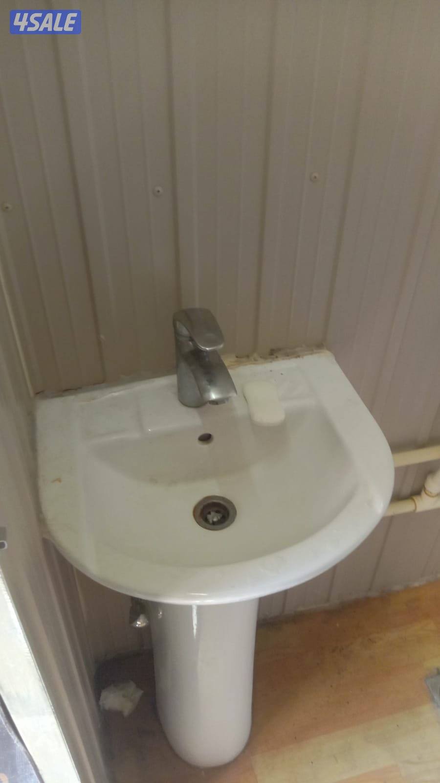 للبيع شاليه متنقل مقاس 4×3 مع وحده تكييف وحمام وسخان وتساب2