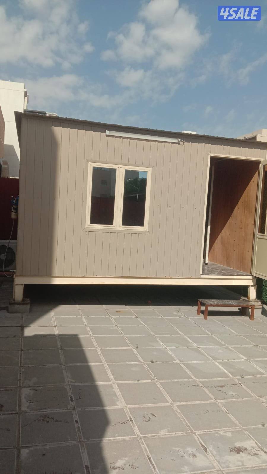 للبيع شاليه متنقل مقاس 4×3 مع وحده تكييف وحمام وسخان وتساب4