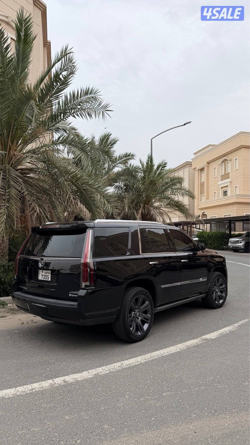 2015 Cadillac Escalade1