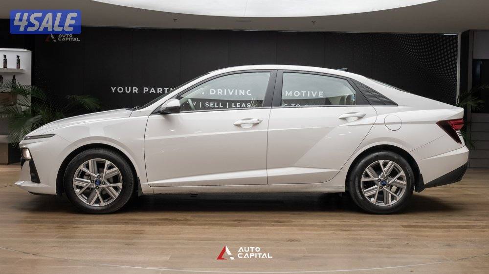 Hyundai Accent 1.5 City Car4