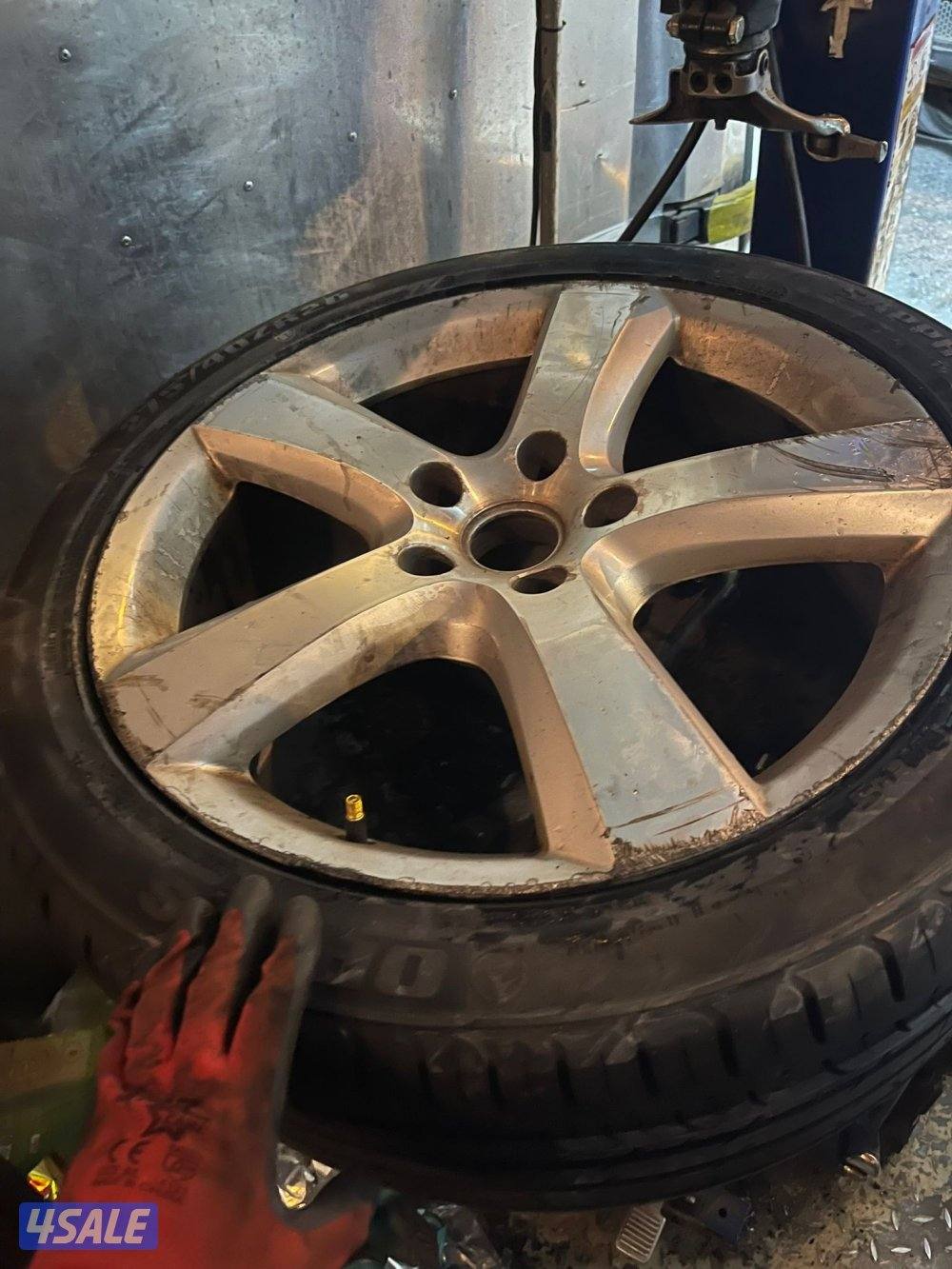 تبديل تواير اطارات تبديل بطاريات تبديل بطارية تصليح سيارات فحص كمبيوتر2