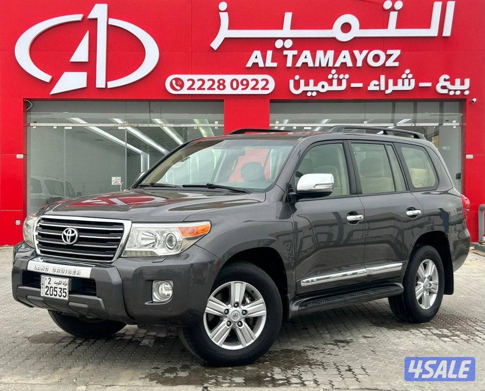 تويوتا لاند كروزر GX.R -V8 موديل 2014 ماشى 236.000 k.m  وارد الساير.0