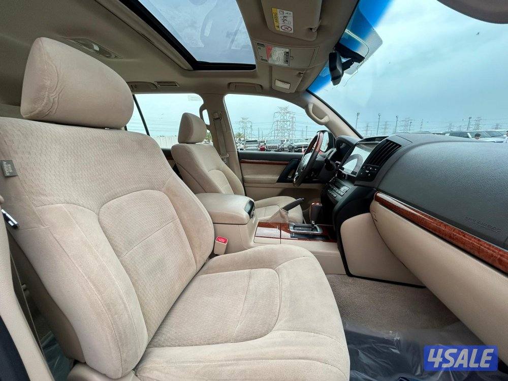 تويوتا لاند كروزر GX.R -V8 موديل 2014 ماشى 236.000 k.m  وارد الساير.5
