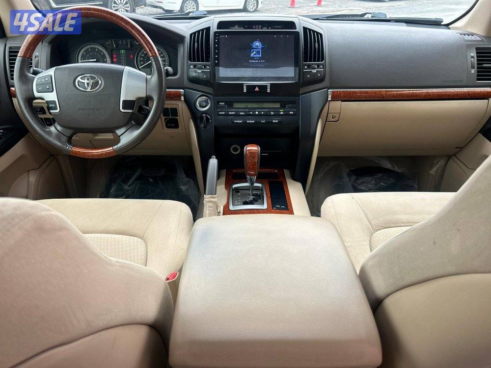 تويوتا لاند كروزر GX.R -V8 موديل 2014 ماشى 236.000 k.m  وارد الساير.7