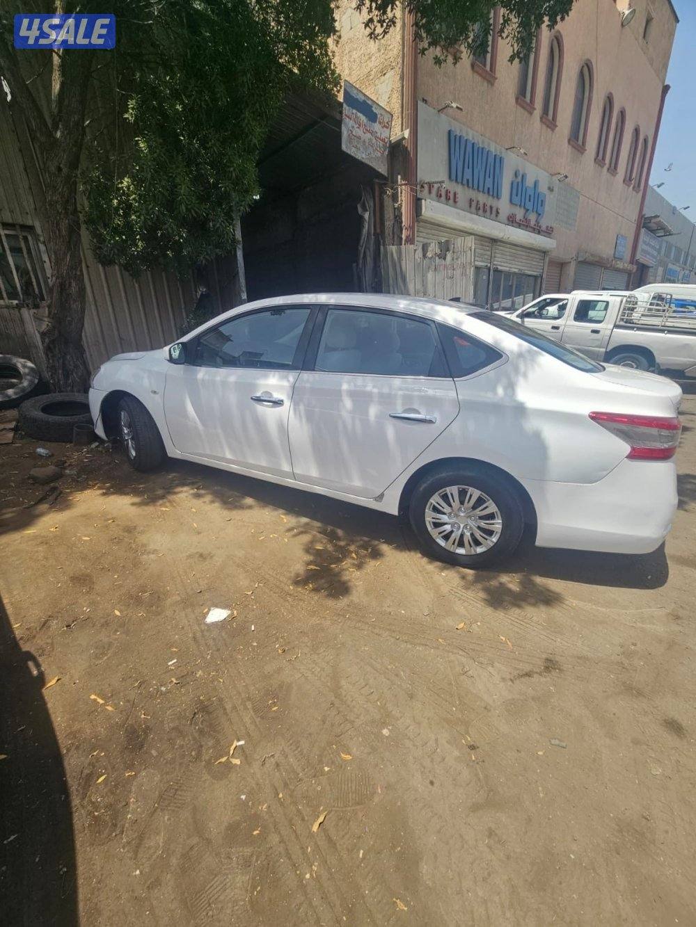 سيارة نيسان سينترا 2016 بحالة ممتازة1