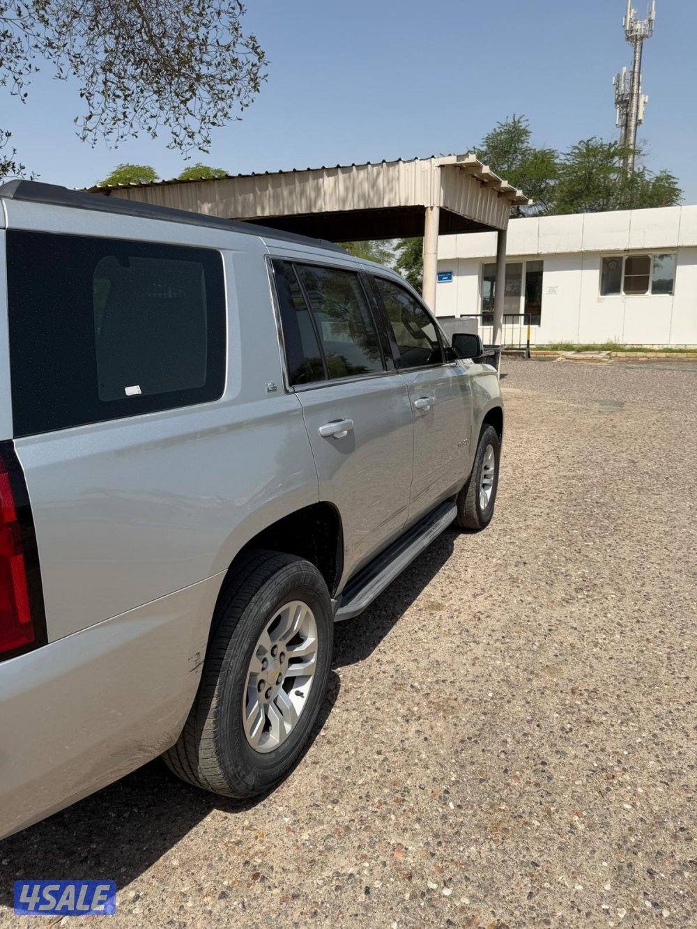 تاهو 2015ماشي ٣٧٠ شرط الفحص ماعدى قطعتين2