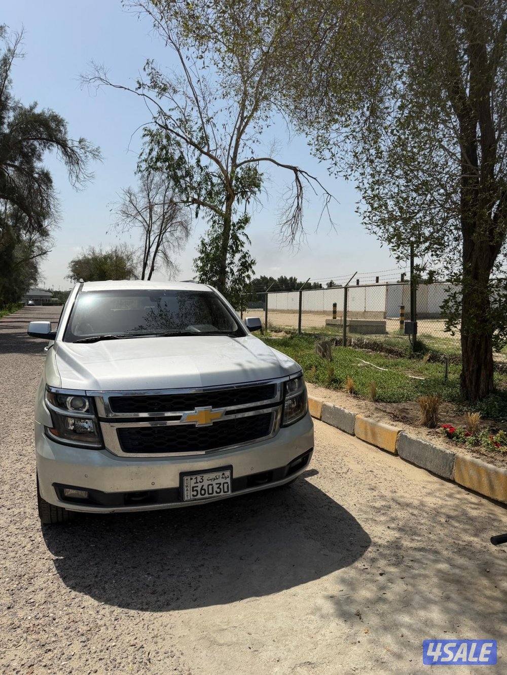 تاهو 2015ماشي ٣٧٠ شرط الفحص ماعدى قطعتين3