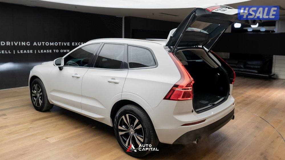 Volvo XC60 T5 Luxury SUV City Car1