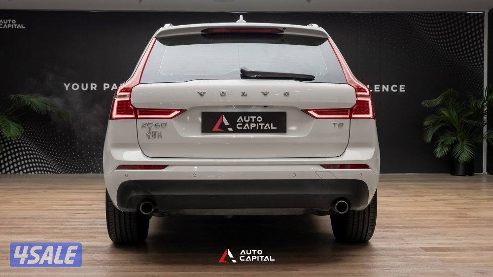 Volvo XC60 T5 Luxury SUV City Car3