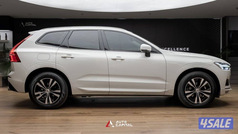 Volvo XC60 T5 Luxury SUV City Car4