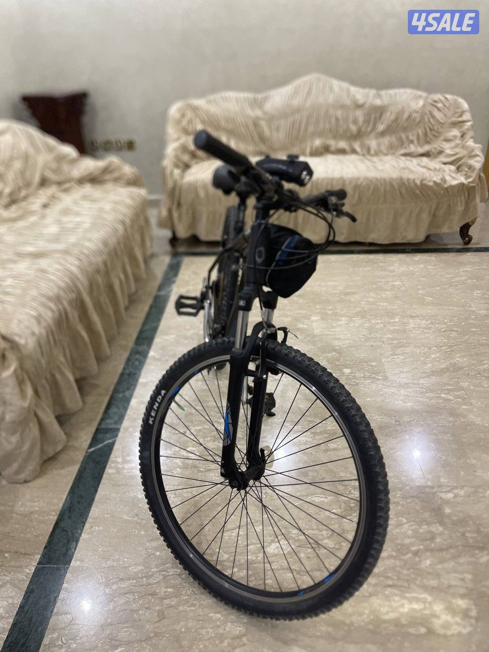 للبيع Orbea اسباني وربيا استعمال خفيف ومخزن9