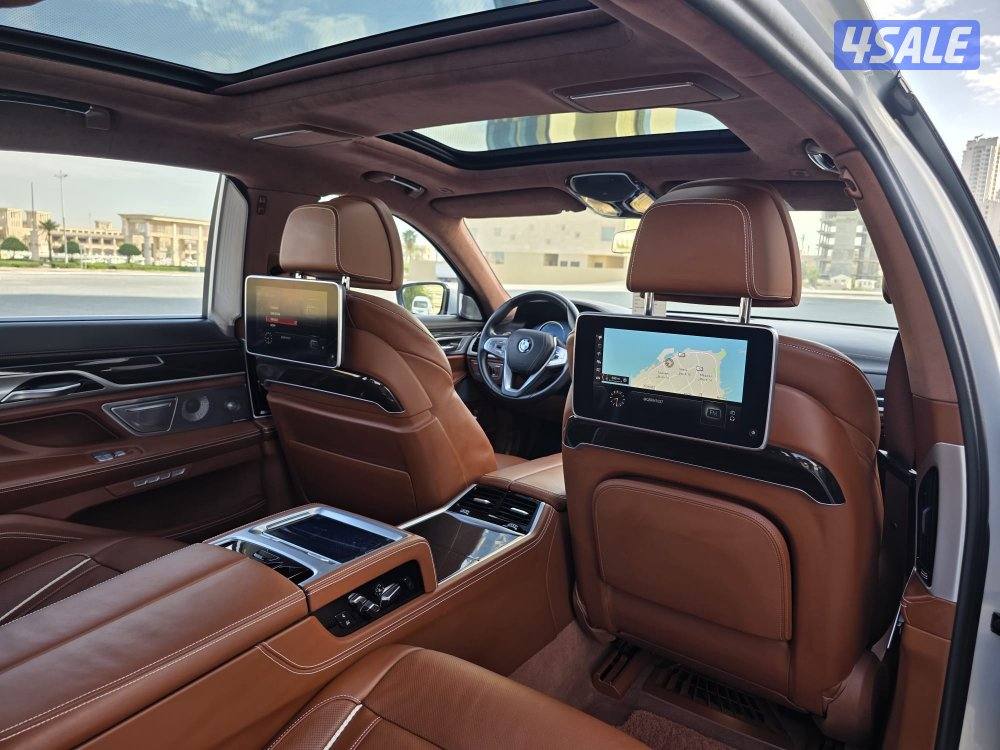 بي ام دبليو 750 LI موديل 2017 _عداد /11الف كم بحاله نادره7