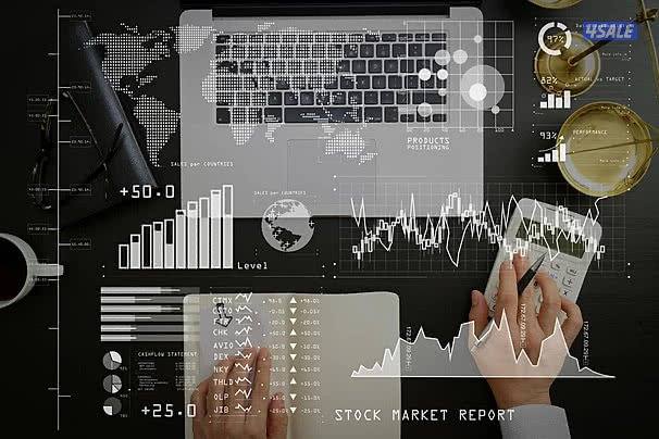 محاسب خبره يبحث عن دوام جزئى أو زيارات7