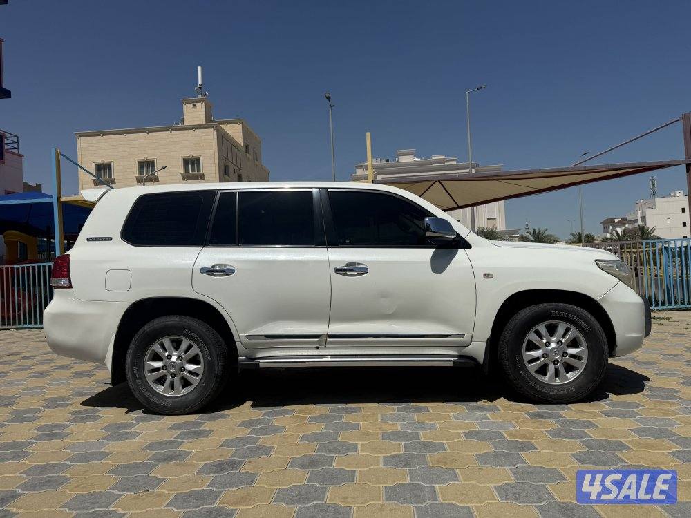 للبيع لاند GXR6