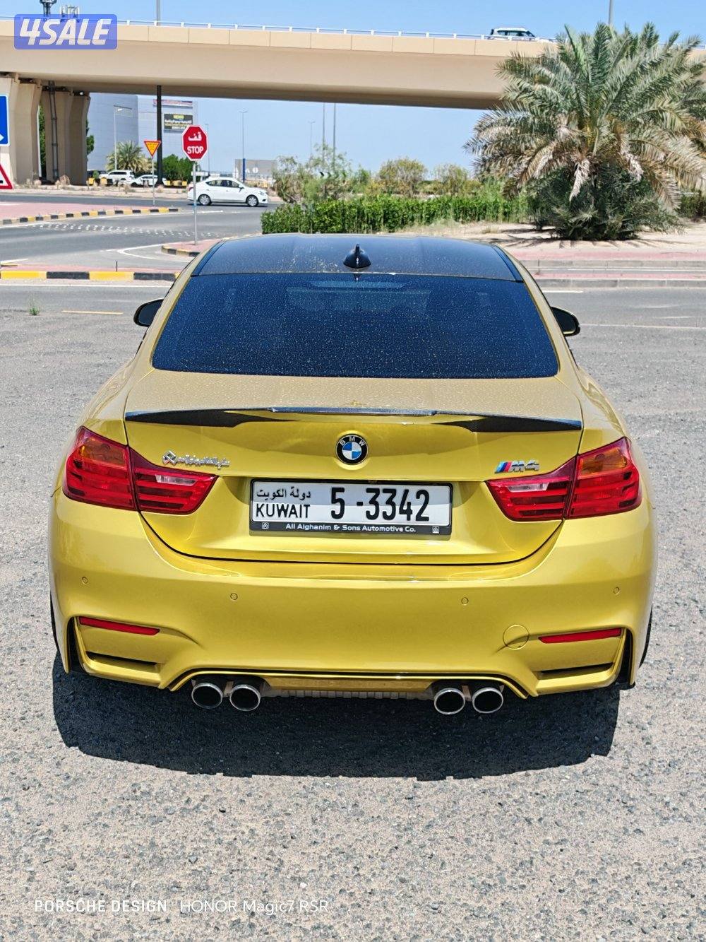 bmw m4 قيرعادي1