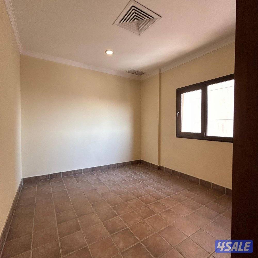 شقة إطلالة بحرية مباشرة للإيجار في السالمية3