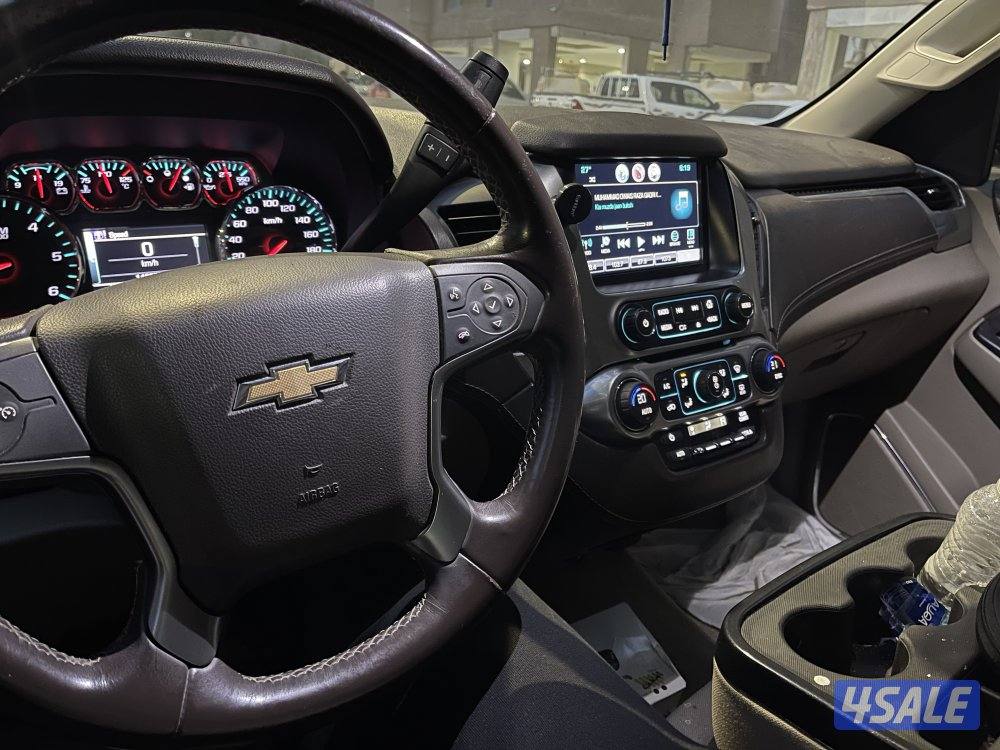 Suburban / Tahoe فالكون for sale 2017 model9