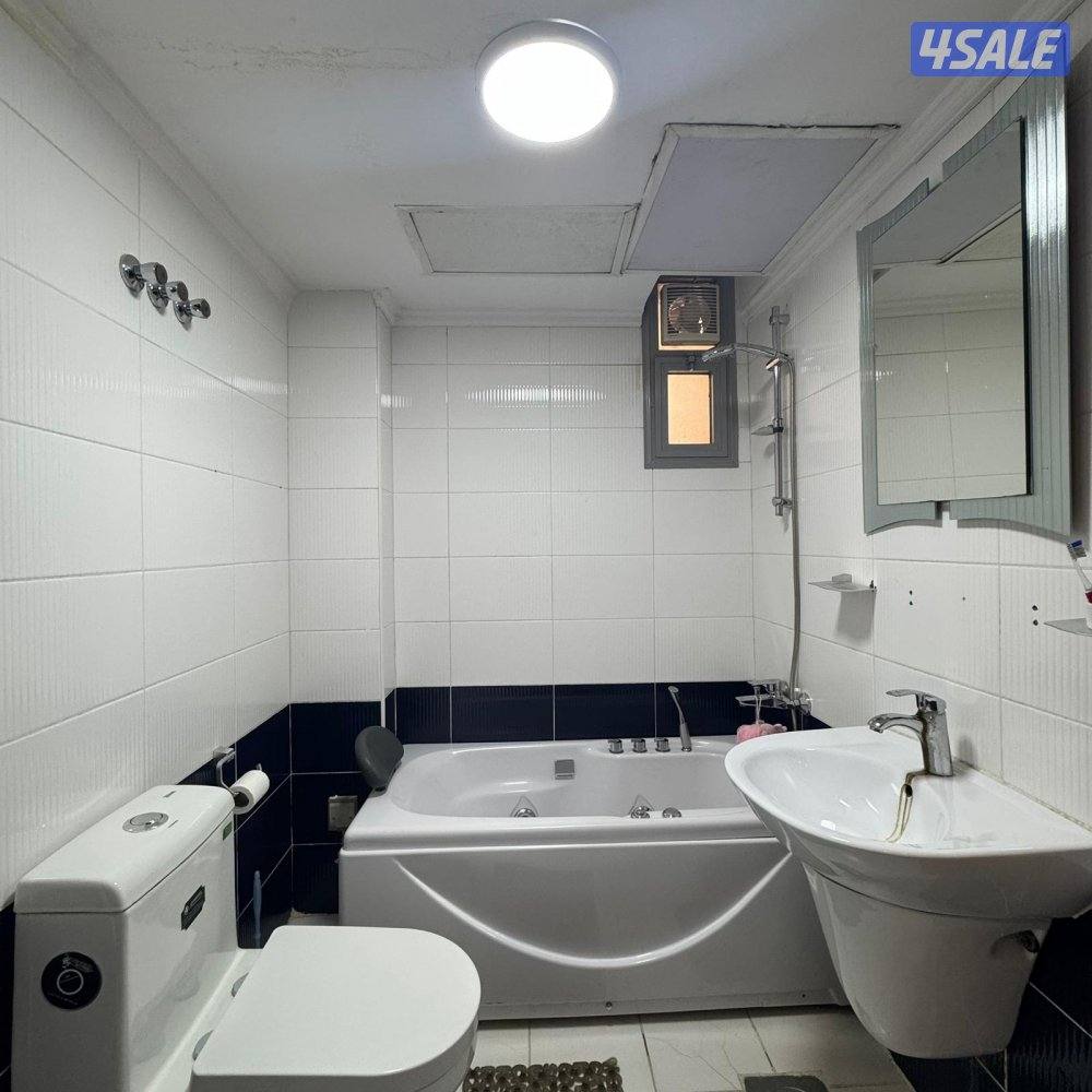 شقة إطلالة بحرية للإيجار في السالمية7