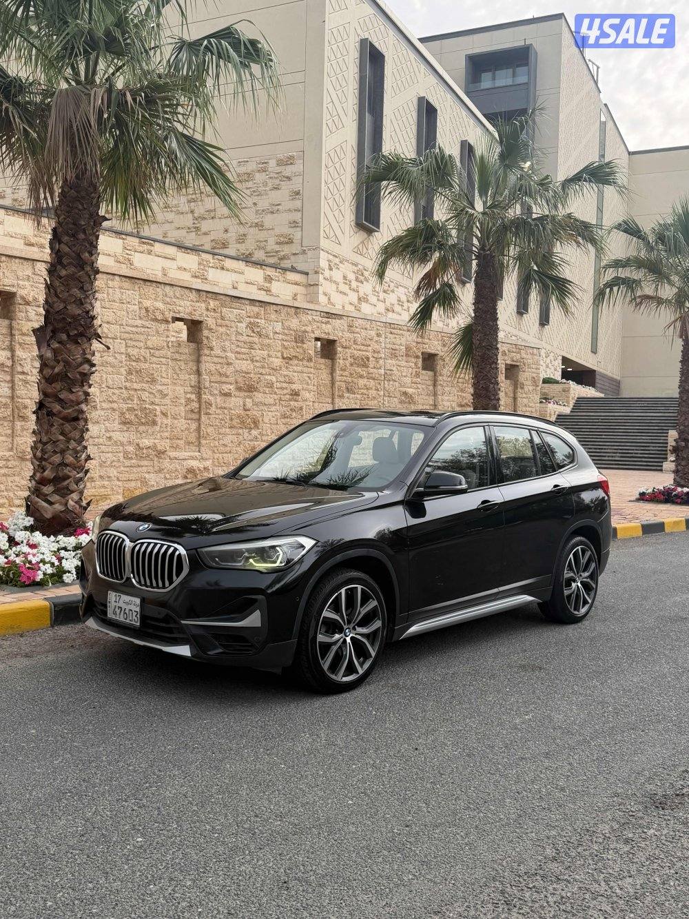 فنطيس للبيع جيب بي ام X1 موديل 20200