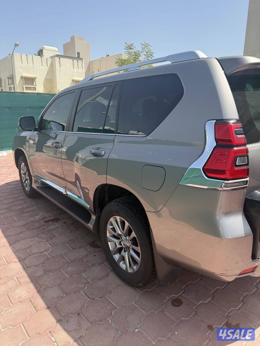 البيع جيب برادو2018 درجه اولى كامل المواصفات فئة VIP5