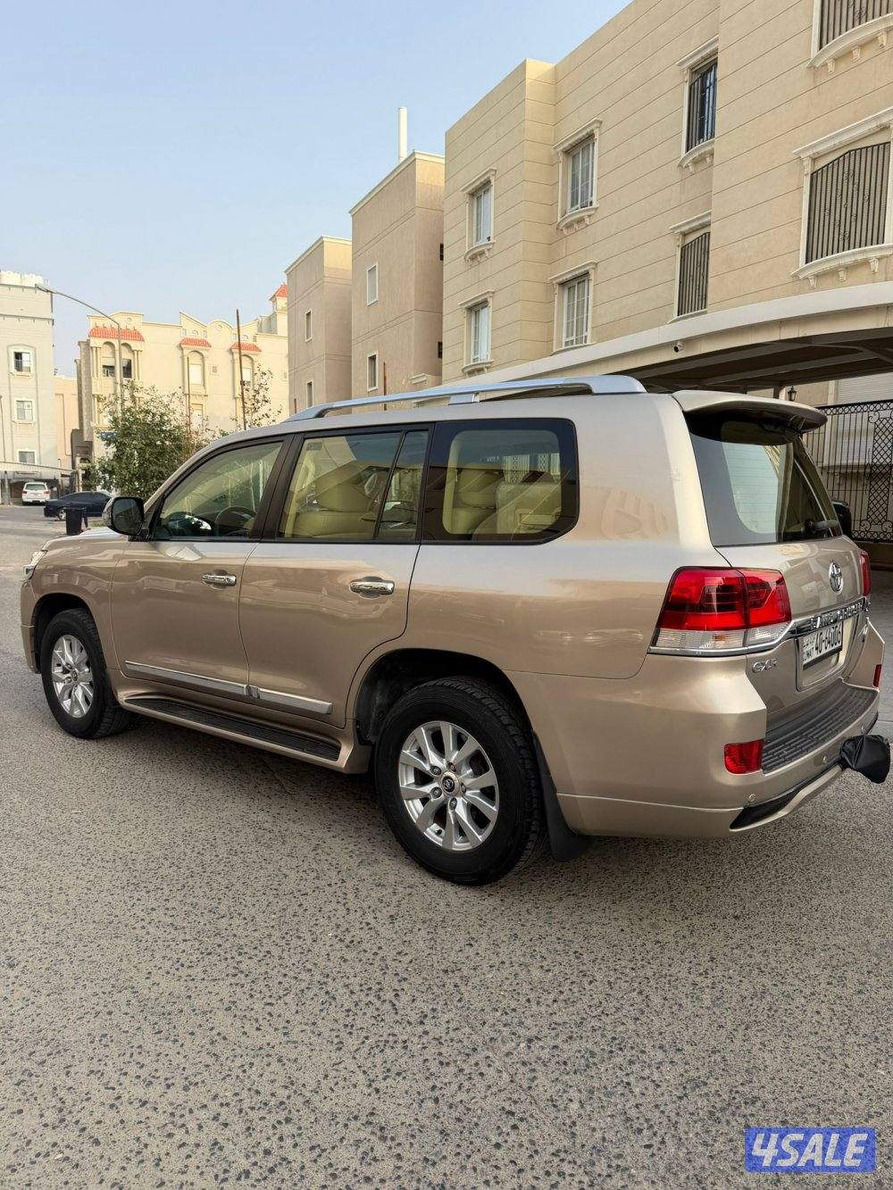 لاند كروز GX.R V8 ٢٠١٦ الساير عداد ١٨٧ ألف شرط الفحص صبغ وكاله كامل1