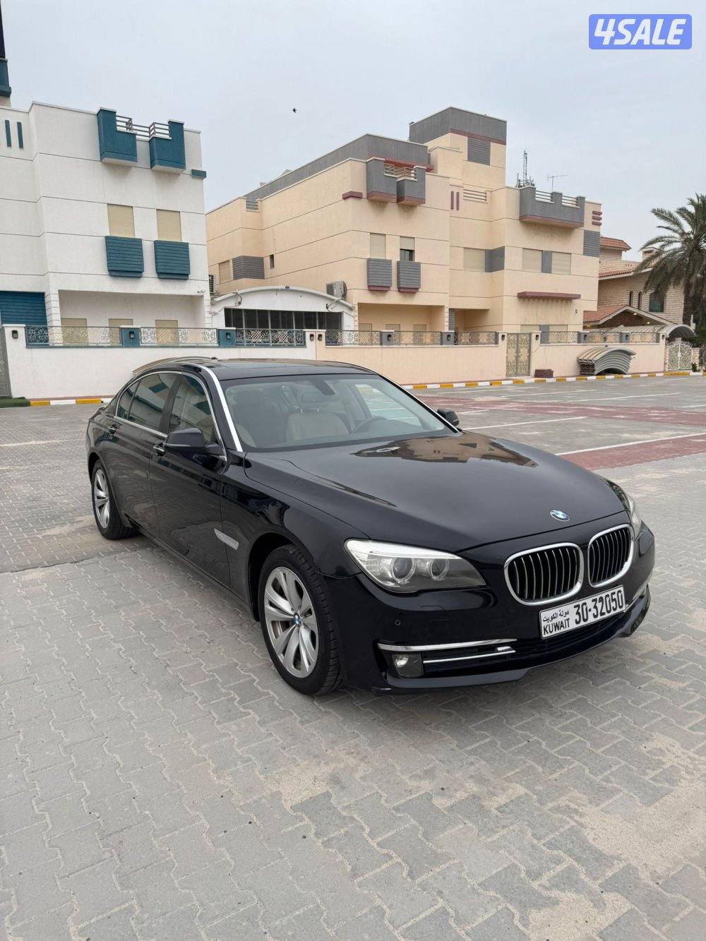 بي أم دبليو 740Li ٢٠١٤ الغانم عداد ٨٣ ألف شرط الفحص صبغ باب الدبه فقط0