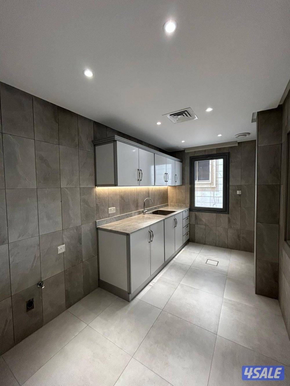 شقه سكنية للإيجار في سلوى4