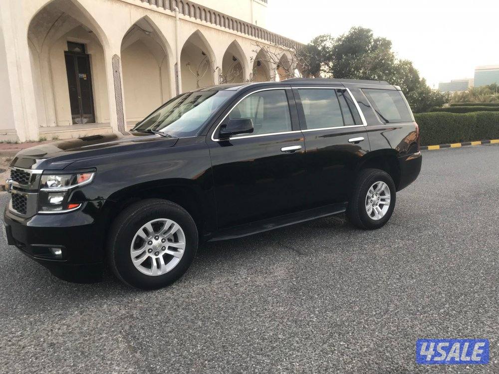 جيب تاهو  LS2 مديل 2017 لون اسود بحاله جيده7