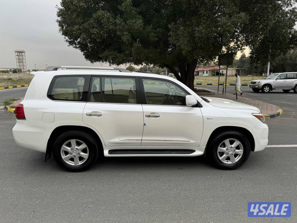 LX570-2010 صبغ وكالة3