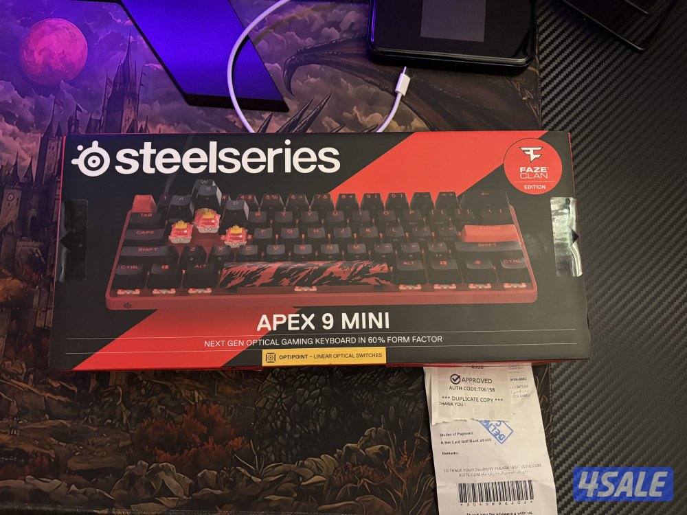 Gaming keyboard steelseries apex 9 mini FAZE CLAN edition2
