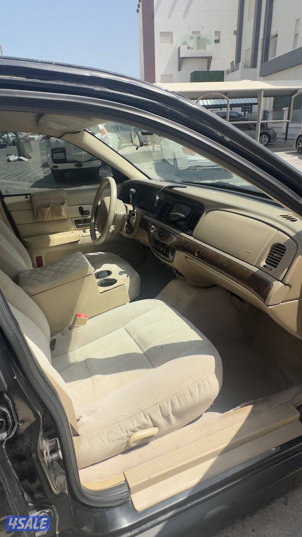 فورد فكتوريا موديل 2010 شرط الفحص2