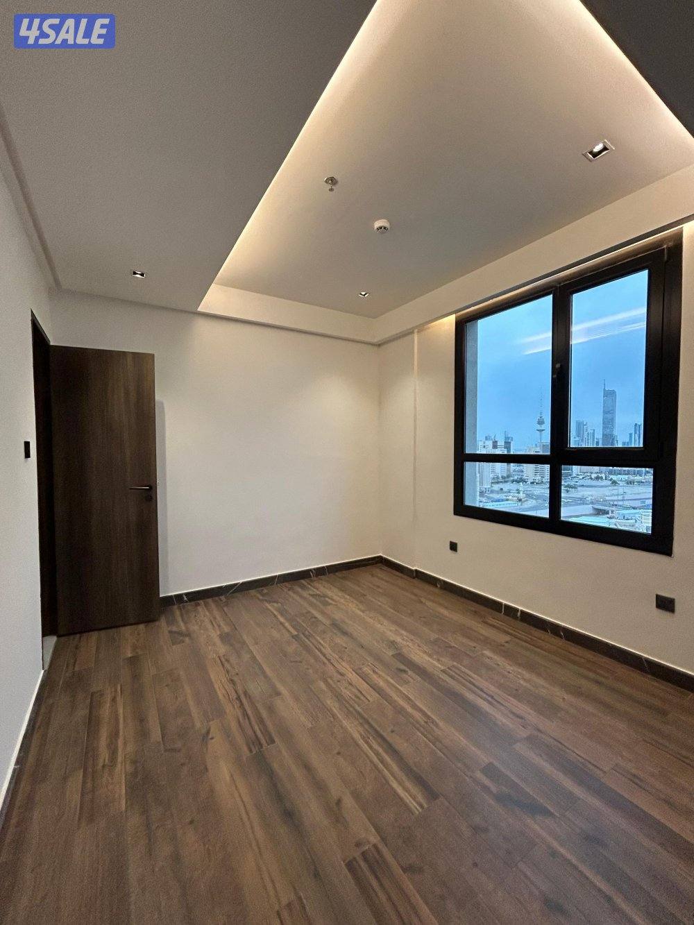 شقة نصف مفروشة للإيجار في مدينة شرق – إطلالة بحر مباشرة مع شهرين مجاني4