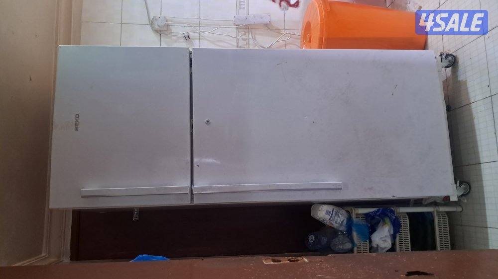 ثلاجتين للبيع شرط الفحص تبريد ثلج البيع لدواعي السفر1